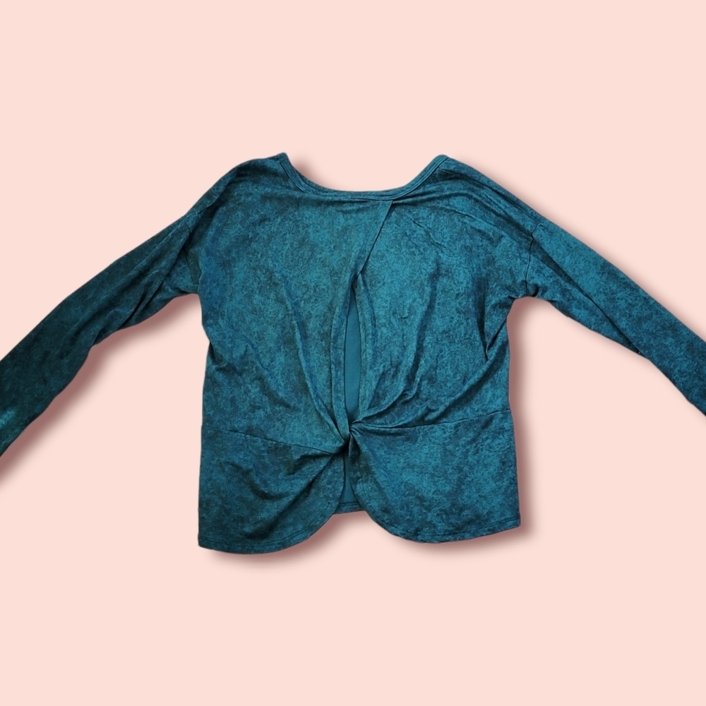 Evolution and creation Xs super soft open back loose cropped yoga top